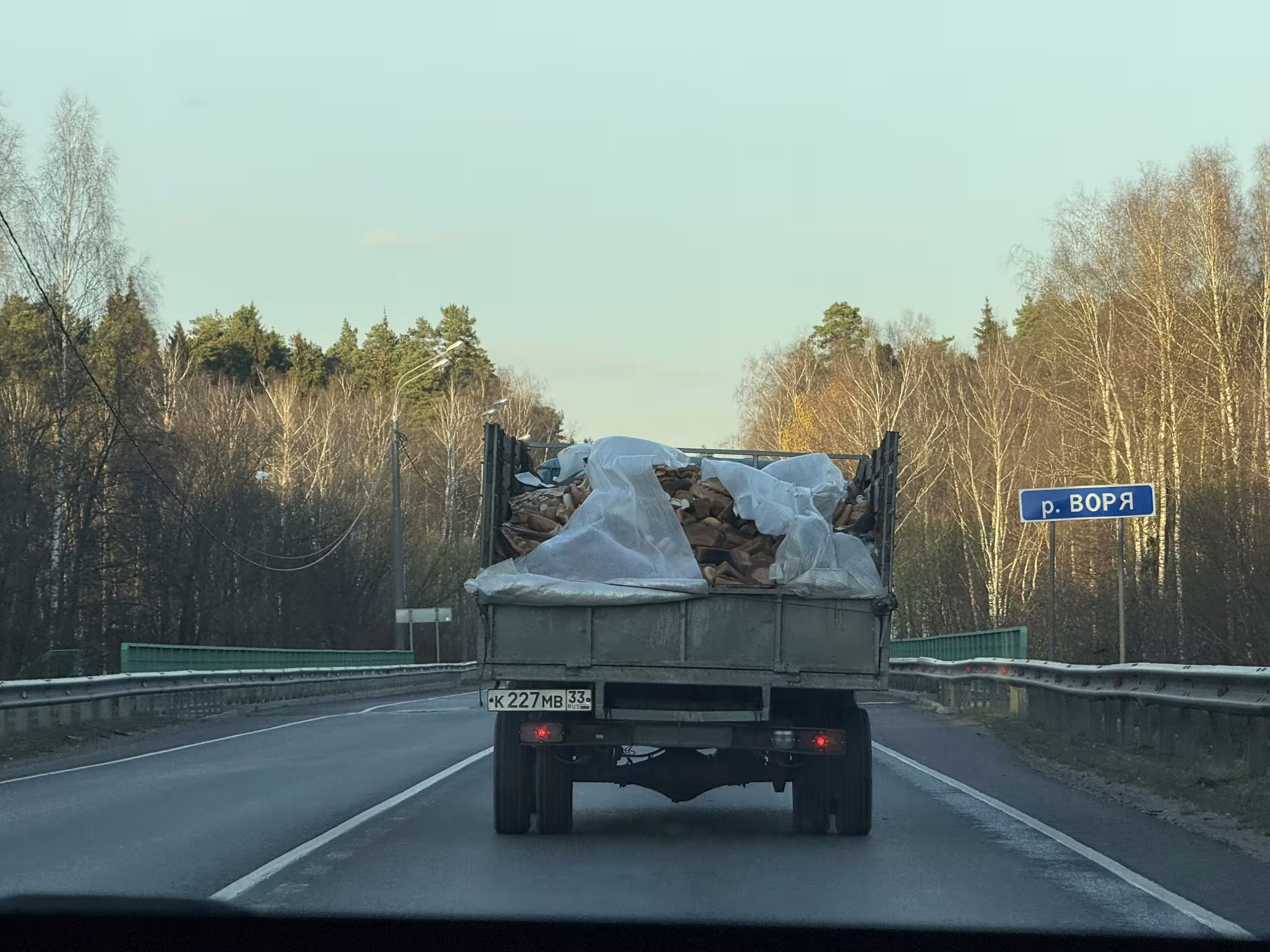 Машина с хлебом